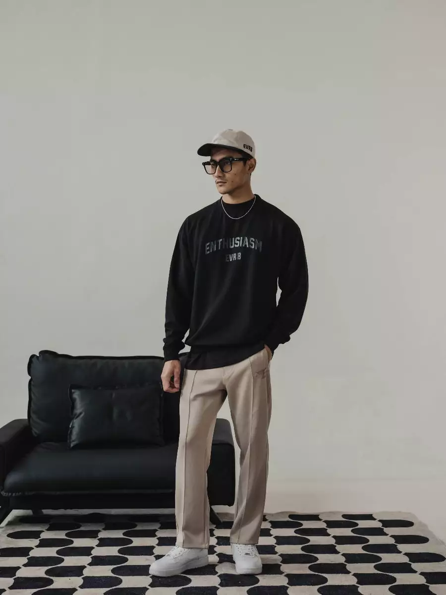 EVRB Celana Panjang Baggy Sweatpant Pria Relaxed Initial Logo E M-XXL Loose Pants Scuba Soft - Gambar 2